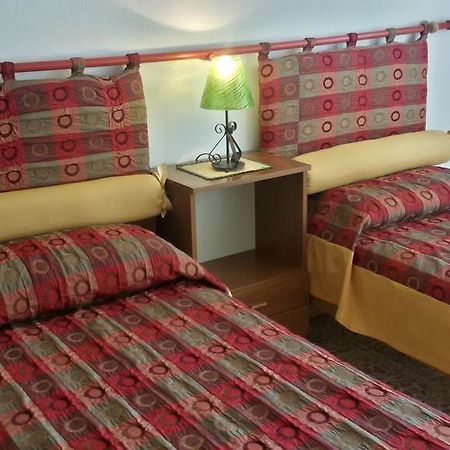 Bed and Breakfast Casa Tarragona Альгеро Екстер'єр фото